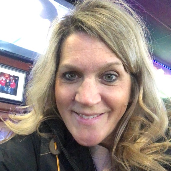 Meet your Posher, Dawn - Picture 1 of 1